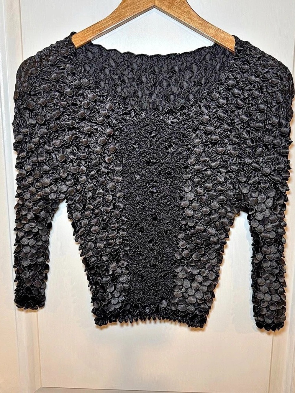 Black Vintage Bubble Top One Size Magic Stretch Retro Artsy Dramatic Chic Y2K